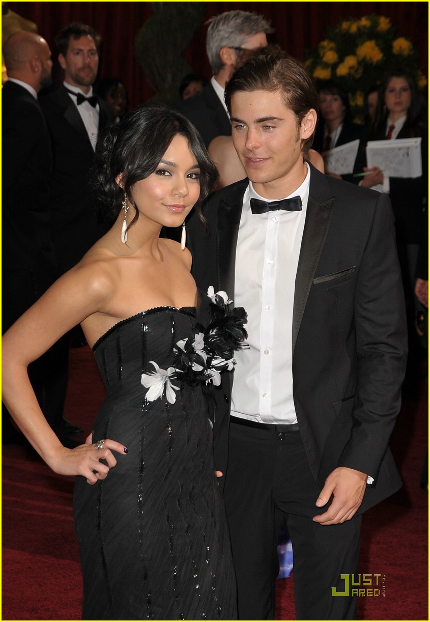 zac-efron-vanessa-hudgens-2009-oscars-34.jpg