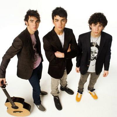 JonasBrothers.jpg